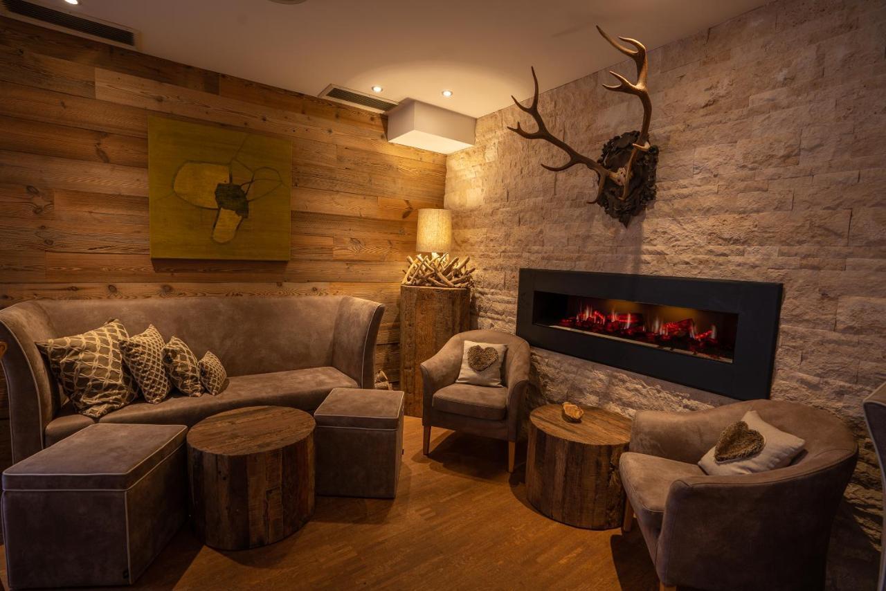 Hotel Central Seefeld in Tirol Exteriör bild