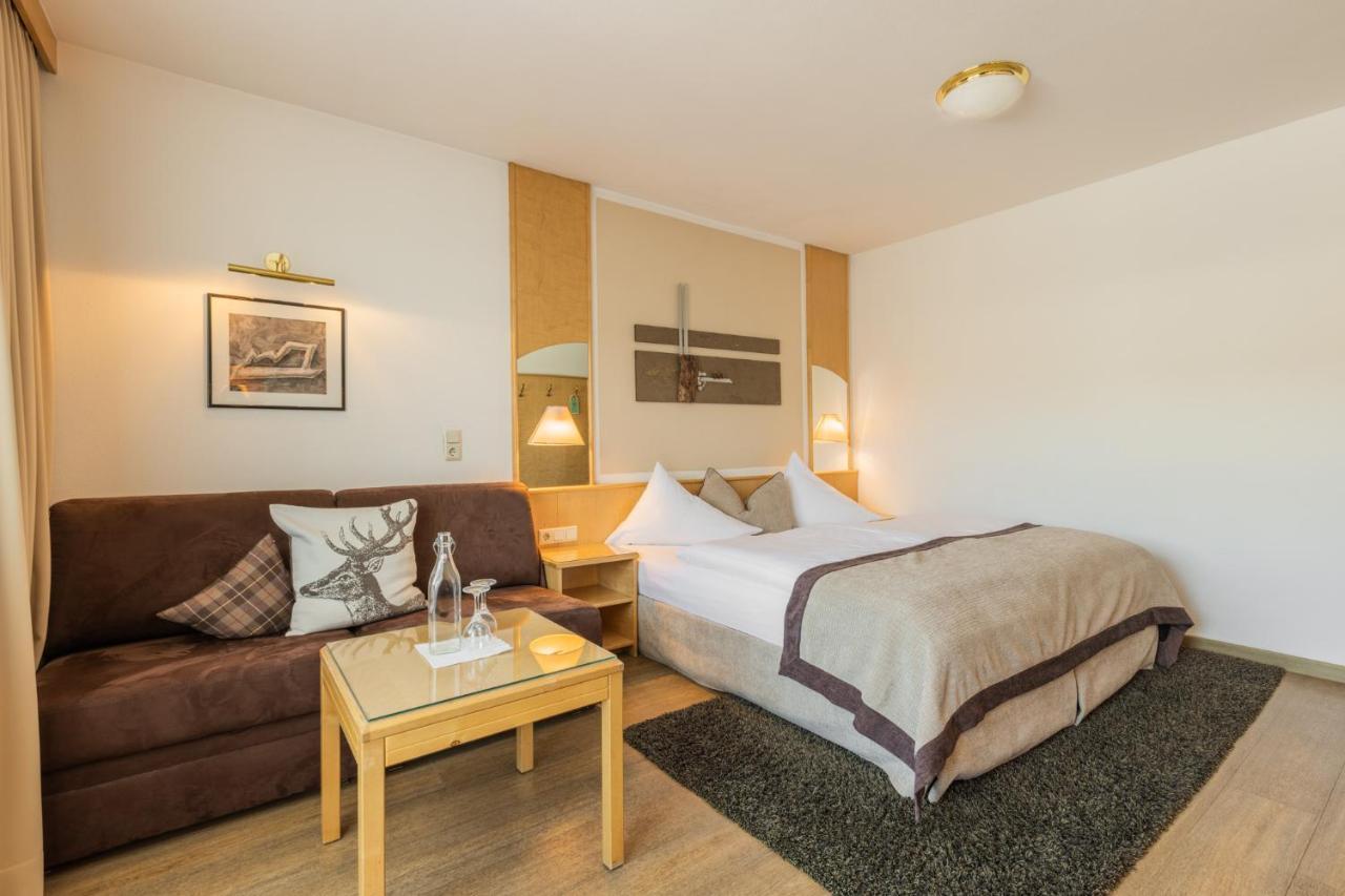 Hotel Central Seefeld in Tirol Exteriör bild