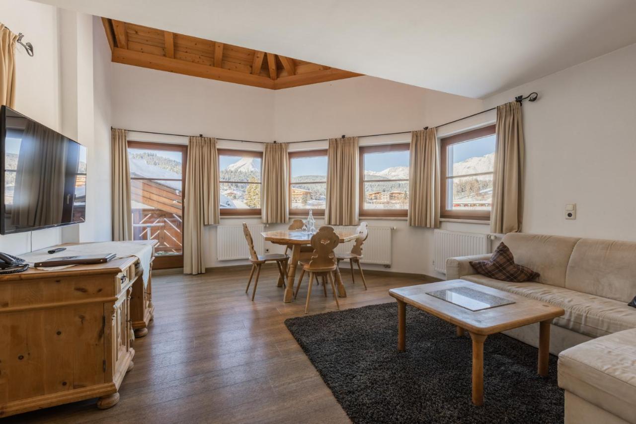 Hotel Central Seefeld in Tirol Exteriör bild