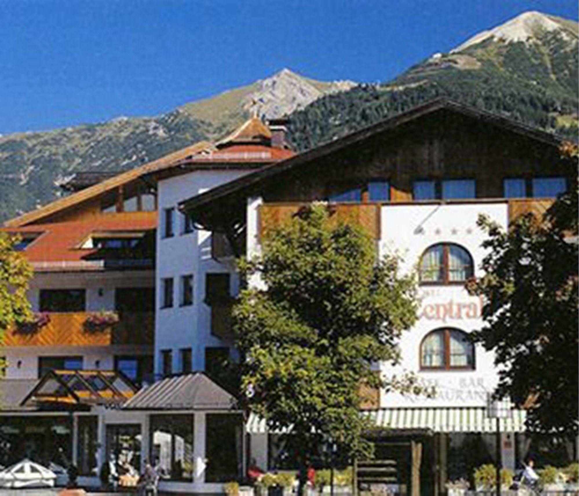 Hotel Central Seefeld in Tirol Exteriör bild